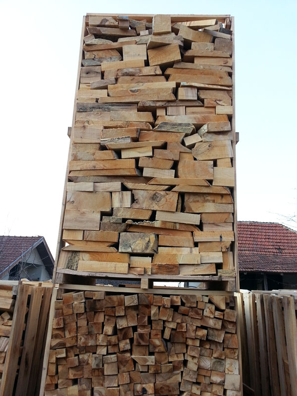 Ogrevno drvo kocka